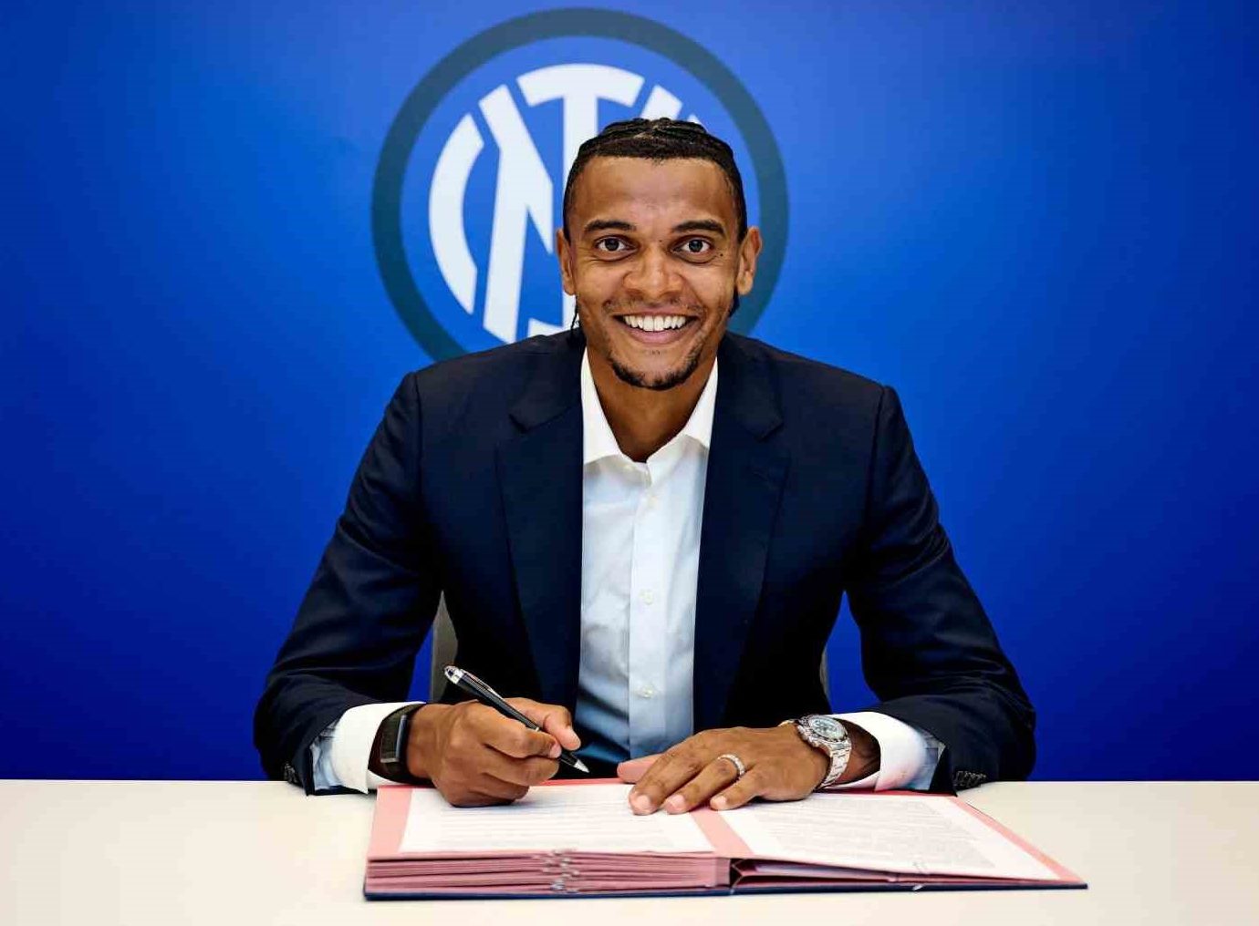 Inter, Manuel Akanji’yi Manchester City’den kiralık olarak aldı