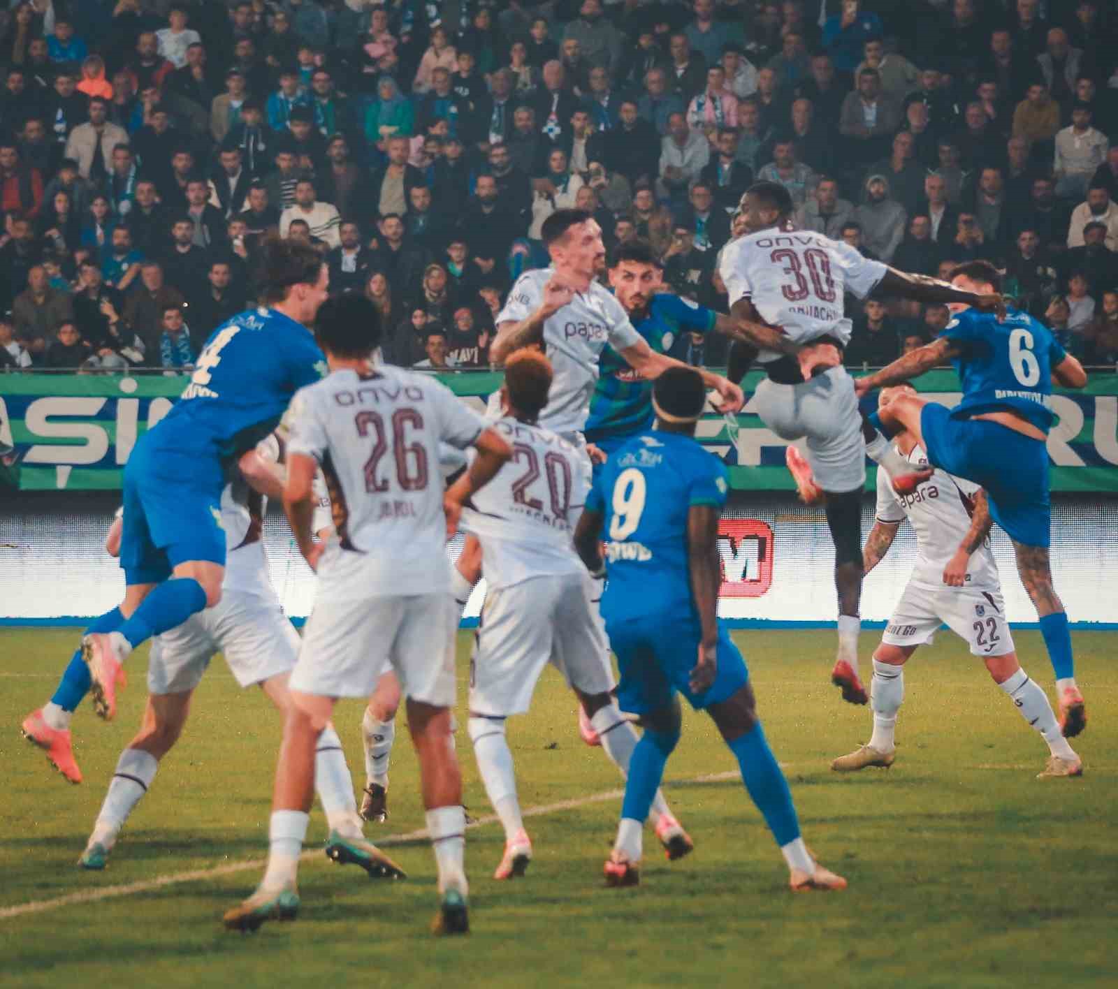 Trabzonspor – Çaykur Rizespor maçına konuk takım taraftarları alınmayacak