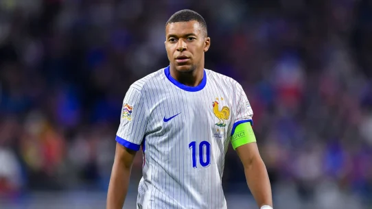 Mbappé’nin Dubai seyahati Fransa Milli Takımı’nda krize neden oldu