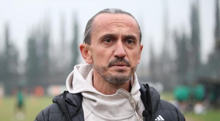 Fenerbahçe efsanesi Tuncay Şanlı, Futbol Akademisi’nde göreve başladı