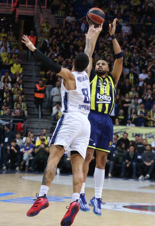 Euroleague: Fenerbahçe: - A. Efes: