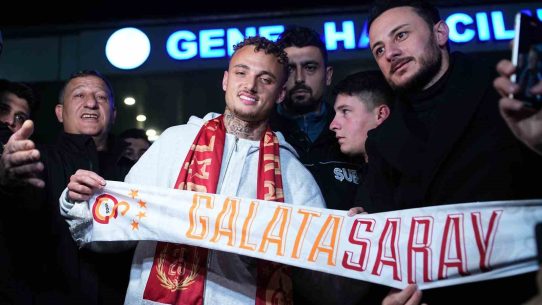 Galatasaray, Noa Lang transferinde Napoli ile anlaşmaya vardı