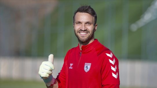 Okan Kocuk: “Play-off’larda daha güzel günler bizi bekliyor”