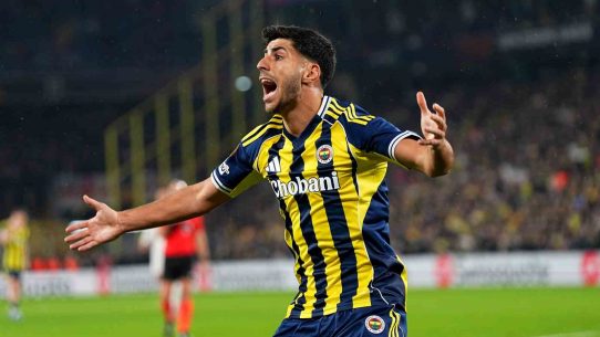Fenerbahçe, sahasında Aston Villa’ya 1-0 mağlup oldu