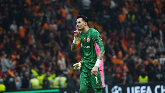 Galatasaray ve Beşiktaş’ta kalecilerin performansı dikkat çekiyor