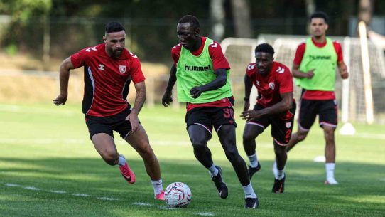 Samsunspor’un Hollanda kampı Oosterbeek’te başladı