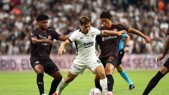 Semih Kılıçsoy 357 günlük hasreti bitirdi: Beşiktaş’a döndü