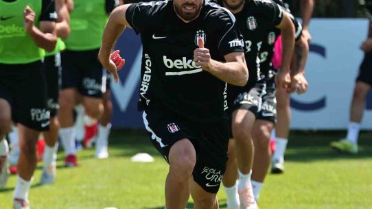 Beşiktaş, Midtjylland rövanşına Italiano yönetiminde hazırlanıyor