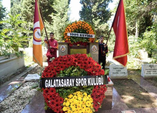 Ali Sami Yen, vefatının 75. yıl dönümünde kabri başında anıldı