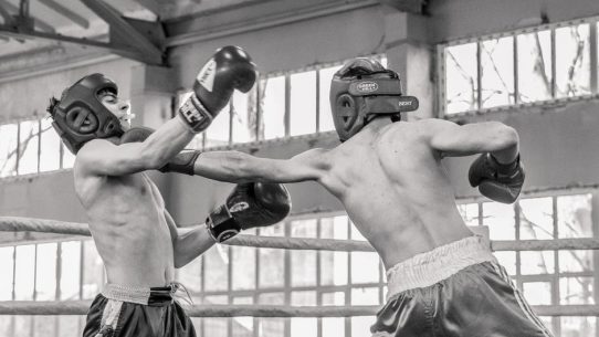Intense training boxing match